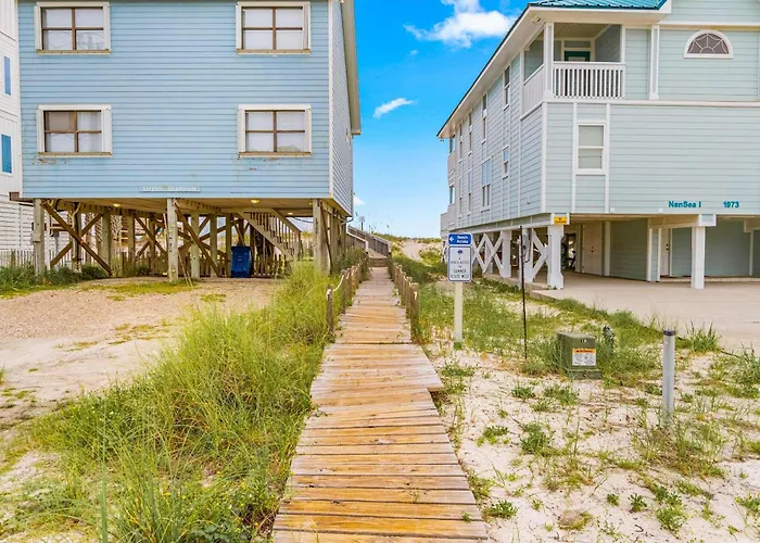 Spacious With Wifi W&d Ac Community Pool Fishing Pier & Access Holiday home *